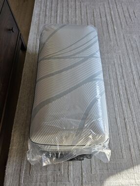 2 New Tempur-Pedic Adapt Pro HI Pillows King Size
